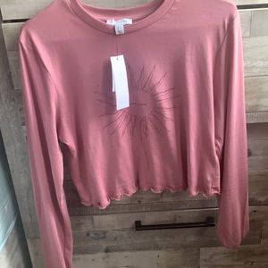 Cropped blush pink shirt